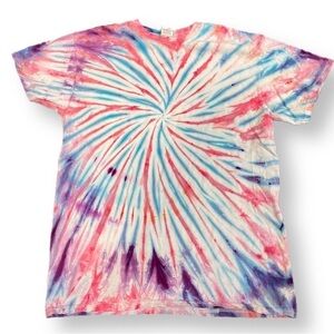 Tie dye tshirt unisex M spirograph swirl fireworks red white blue purple